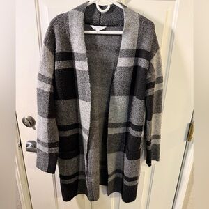 Time and Tru Black and Gray Plaid Cardigan